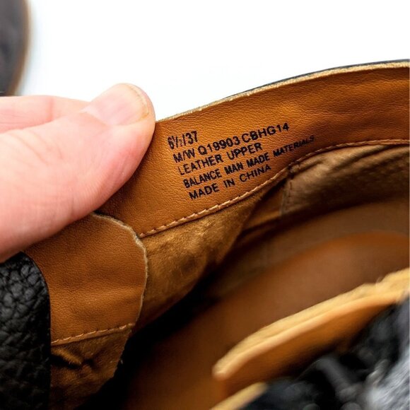 Korks by Kork-Ease Size 6.5 (37) Black Pebble Leather Buckle and Zip Heel Bootie - Picture 6 of 6